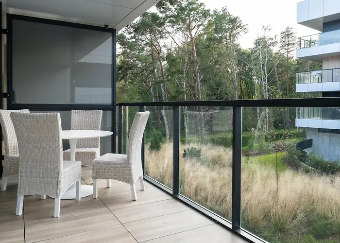 Shellter, Sun & Snow